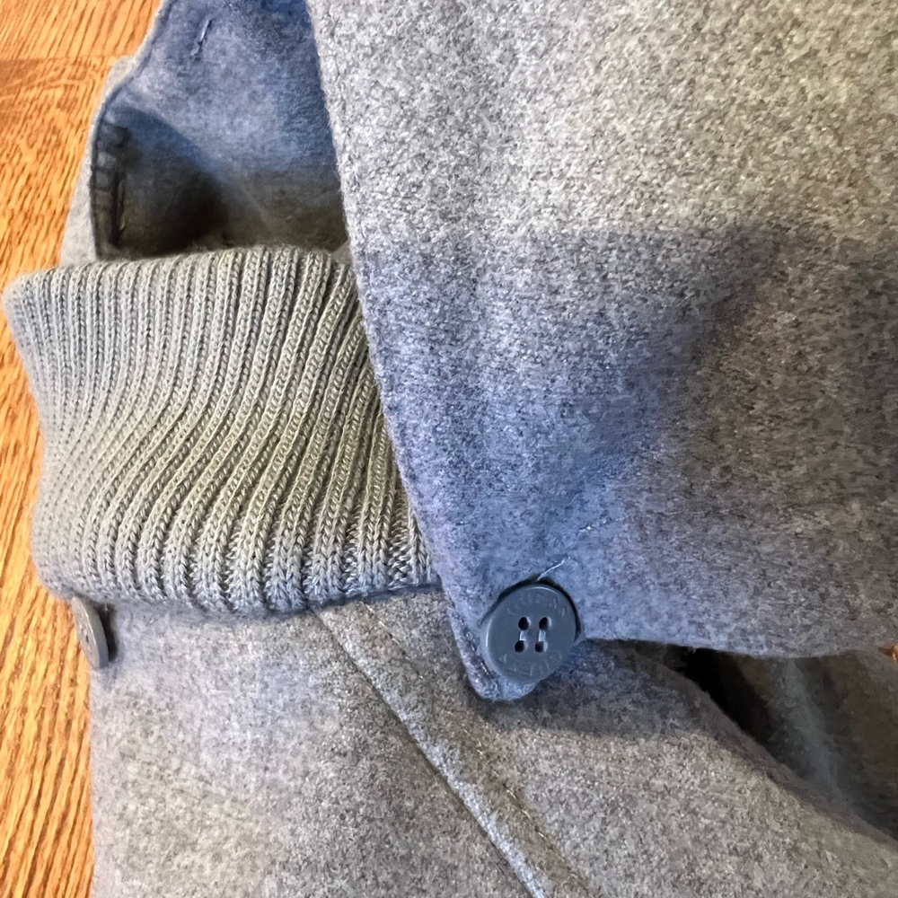Guess gray coat